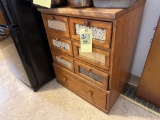 Kitchen bean decorated drawered chest