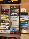 25 assorted pocket knives