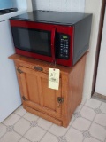 Hamilton Beach 1000 Watt Microwave & Whiteclad Kitchen Stand