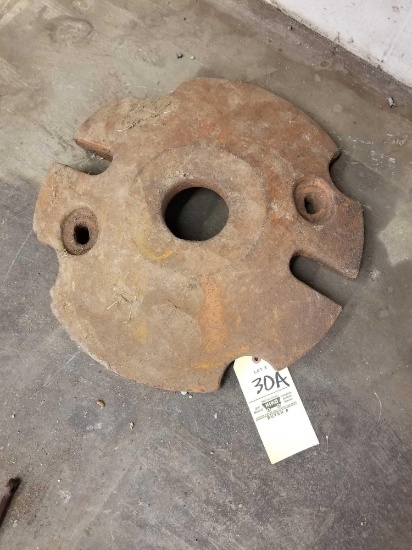 Tractor wheel weight