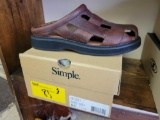 simple sandals mens 9.5