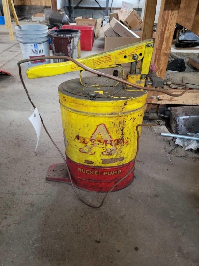 alchemist bucket pump