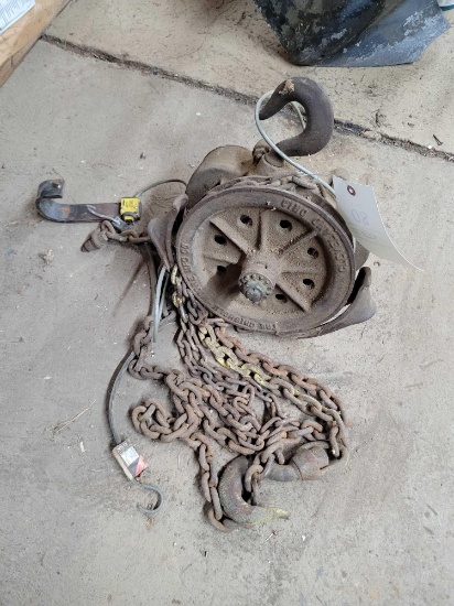 Cleveland Ohio chain hoist