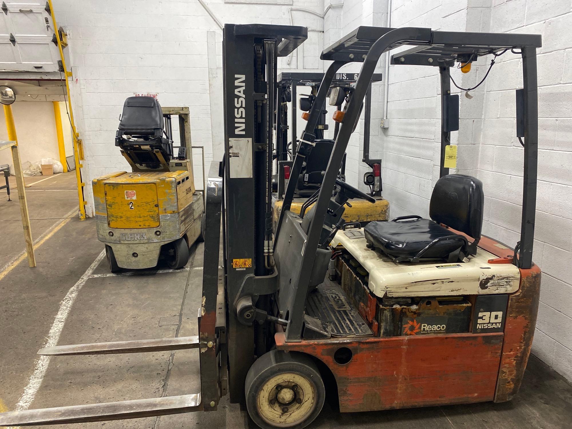 Nissan 2024 lift electric