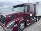 2006 Volvo semi with sleeper