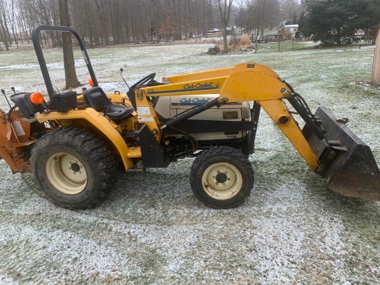 Cub Cadet 7305 Loader Tractor