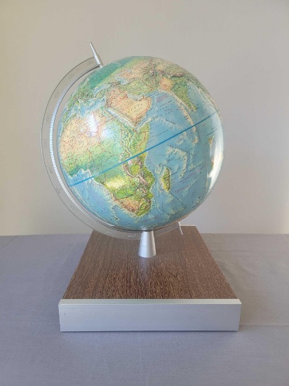 MCM Rand McNally World Portrait Globe Aluminum holder 18 inches total height