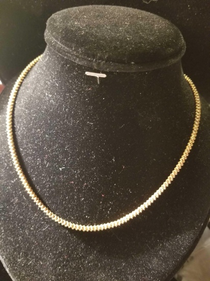 18k fancy antique 16 inch long chain with barrel clasp