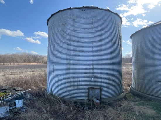 3000bu GRAIN BIN WITH AERATION FLOOR