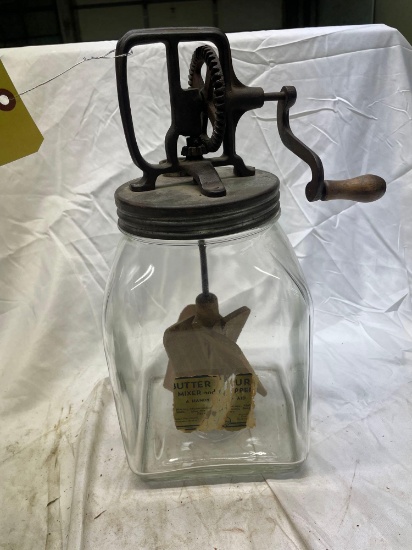 Antique 6 qt butter churn