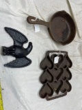 Cast iron mold-eagle- skillet