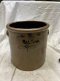 Early crock with handles