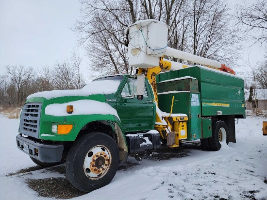 1997 Ford F800 Bucket Truck