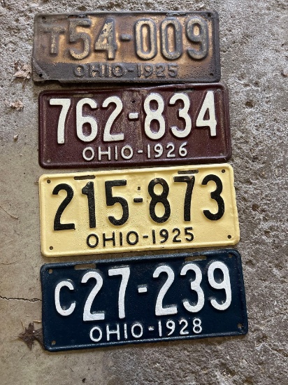 (4) Vintage License Plates From 1920s