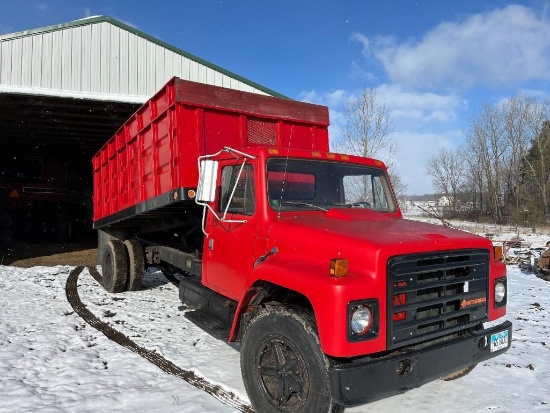 1983' International 1754 Dump Truck