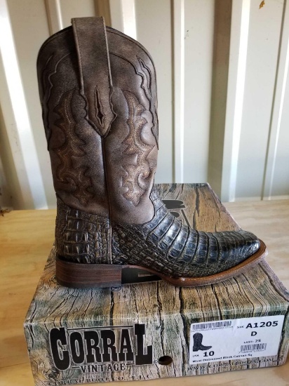 Corral men's boots, 10