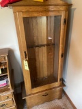 oak gun cabinet with 2 keys