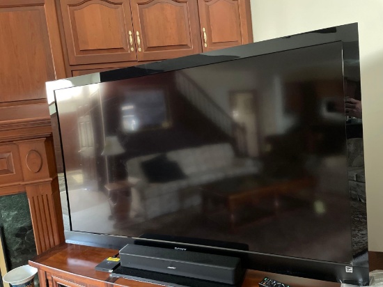 60 in flatscreen Sony TV