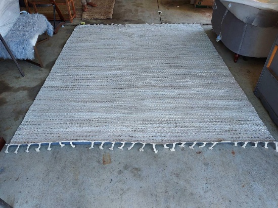 8' x 10' Area Rug