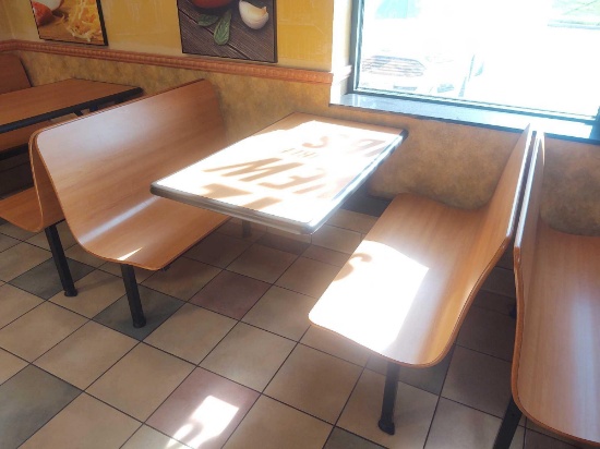 Free Standing Dining Booth