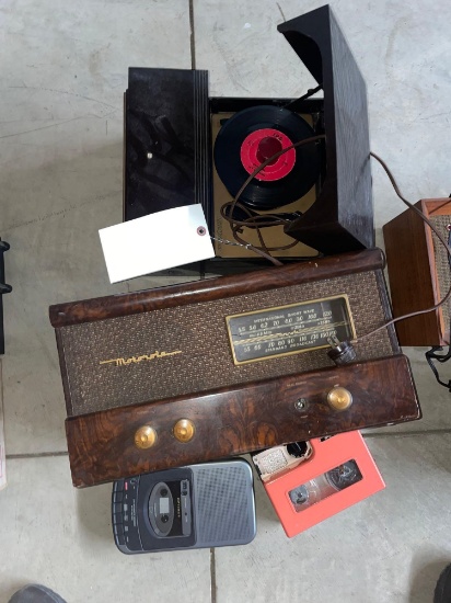 Motorola radio- RCA Victor record player