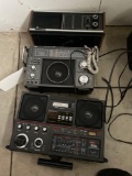 (3) radios