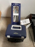 Elvis decanter- cooler radio