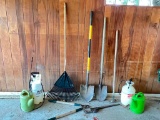 Yard Tools,2 sprayers & plastic watering cans