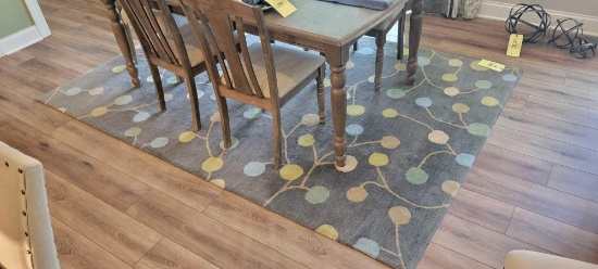 Modern area rug