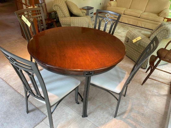 Metal base round top Table w/ 4 chairs