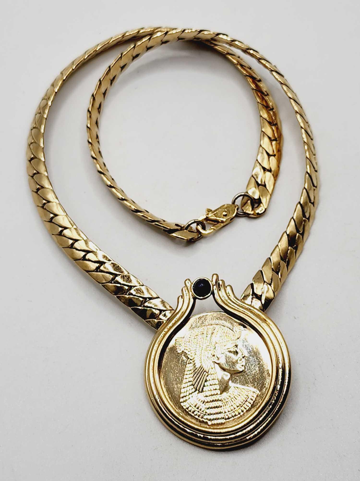 Vintage Franklin Mint Cleopatra coin necklace | Proxibid