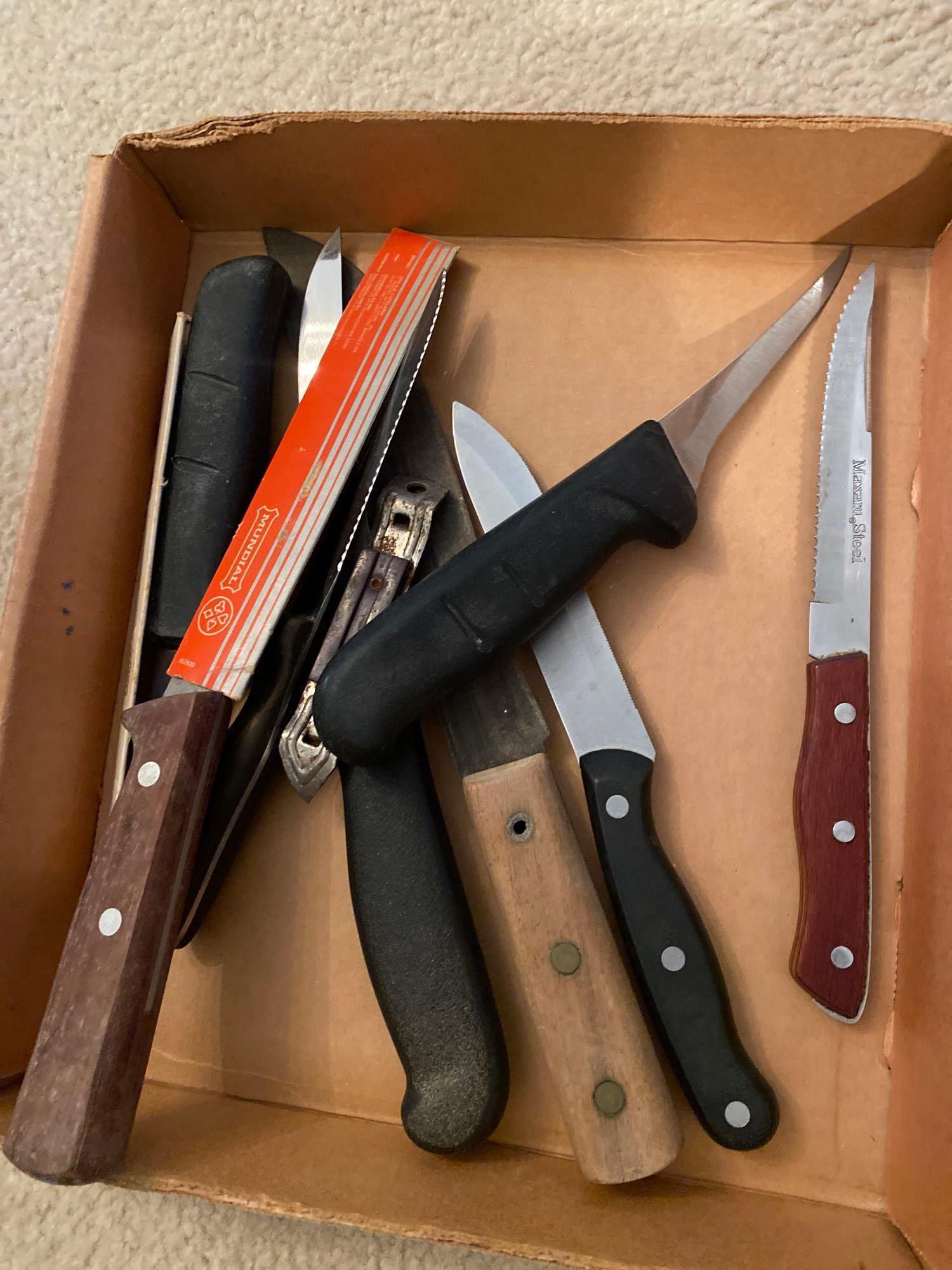 Auction Ohio  Cutco Knives