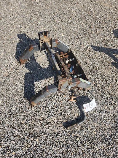 Fifth Wheel Hitch