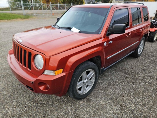 2010 Jeep Patriot, 4x4, automatic, 2.4L, runs