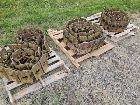 3 sets of JD 440 dozer tracks