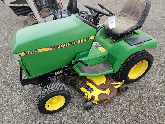 John Deere 240 tractor, runs