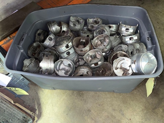 (90) Boss 429 Pistons