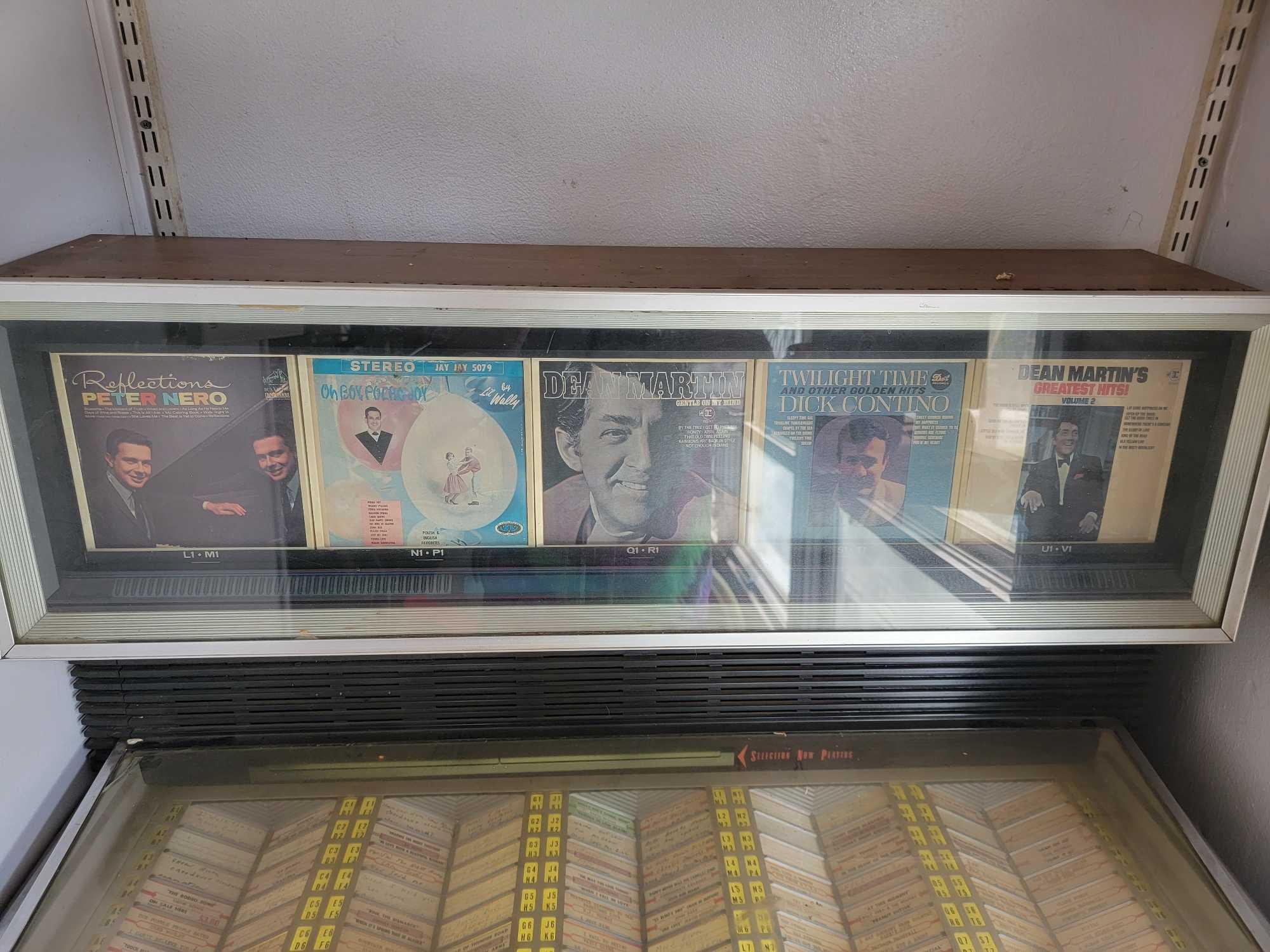 1960s Seeburg Stereo Showcase Jukebox Works | Proxibid