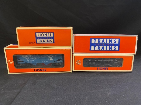 (4) Lionel Freight Cars, Tender, & Caboose
