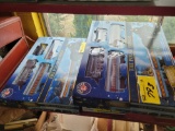 2 Lionel polar express train sets