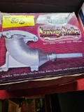 Sausage stuffer