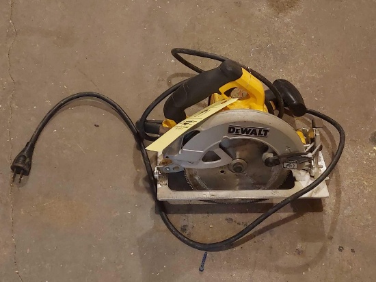 Dewalt Circular Saw