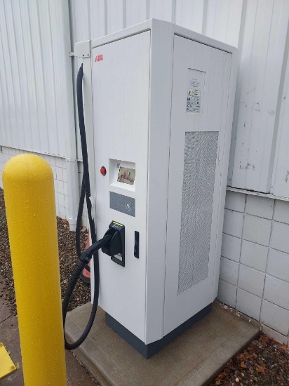 ABB 50kw Fast Charging Electric Vehicle Charging Station