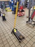 Floor Jack - Manufacturer & Capacity Unknown