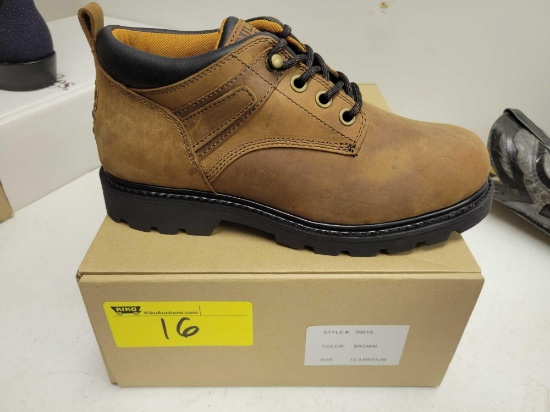 Duluth mens 10.5 boots