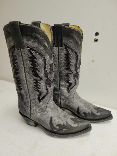 Corral boots womens 7.5