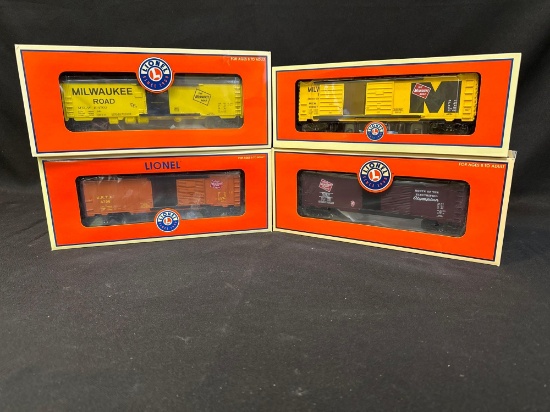 Lionel Milwaukee Lionel Railroad Club Assorted Cars (4)
