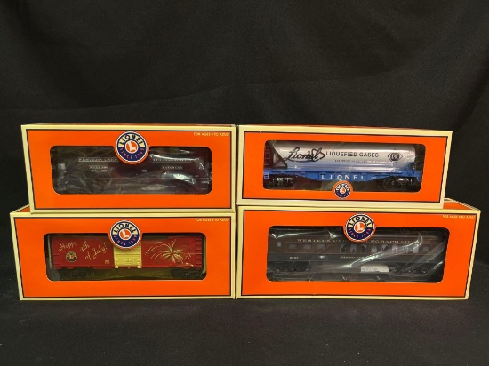 (4) Lionel LRRC Assorted Cars