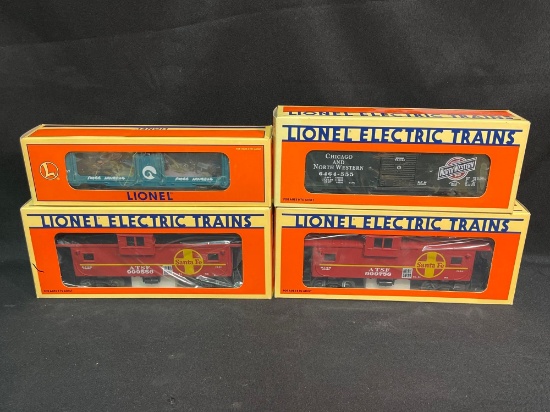 (4) Lionel Sante Fe Caboose and Chicagoland Railroad Club