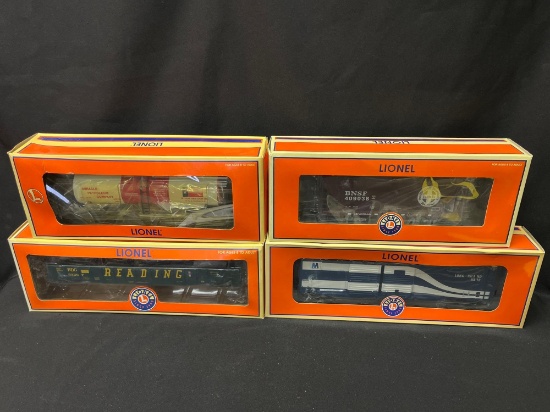 (4) Lionel Tank Car, Hopper, Gondola, Hopper